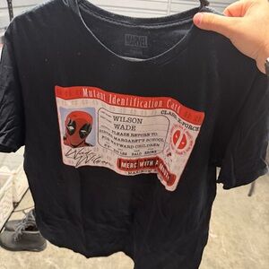 Marvel Deadpool Mutant Identification Card T-Shirt - Black and Red